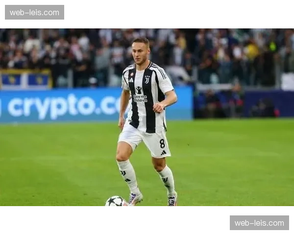 加拉塔萨雷五球狂胜尤文图斯 主场优势明显晋级概率大增