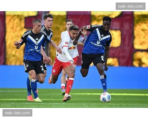 鲍姆加特纳对阵汉堡首回合双响,面对老对手延续出色状态